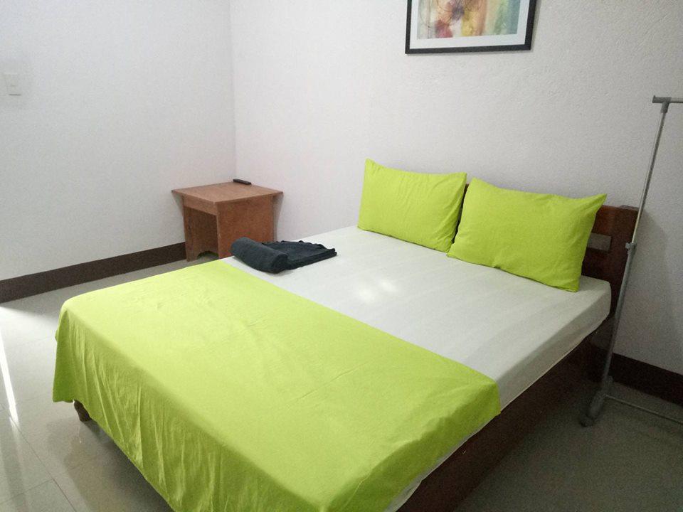 קורון Ahras Place מראה חיצוני תמונה